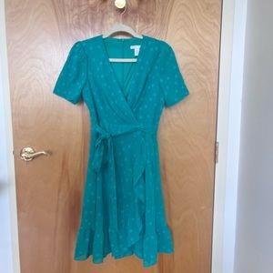 LONDON TIMES GREEN POLLA DOT MINI WITH RUFFLES AND TIE AT THE WAIST